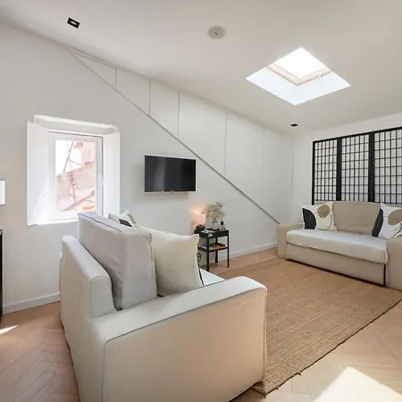 Daire Terrace&shower River View. *